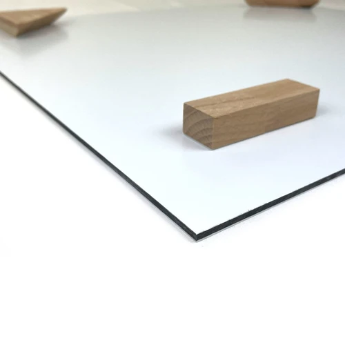 Mapa de ciudad personalizado en Alu-Dibond: Detalle de la parte trasera